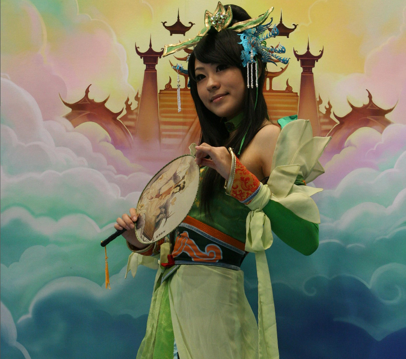 Illustration for article titled The Companions And Cosplayers Of ChinaJoy 2010